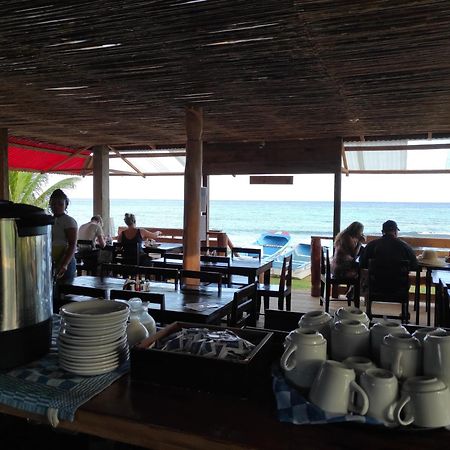 Paraiso Beach Hotel Brig Bay Esterno foto