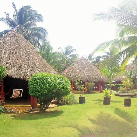 Paraiso Beach Hotel Brig Bay Esterno foto